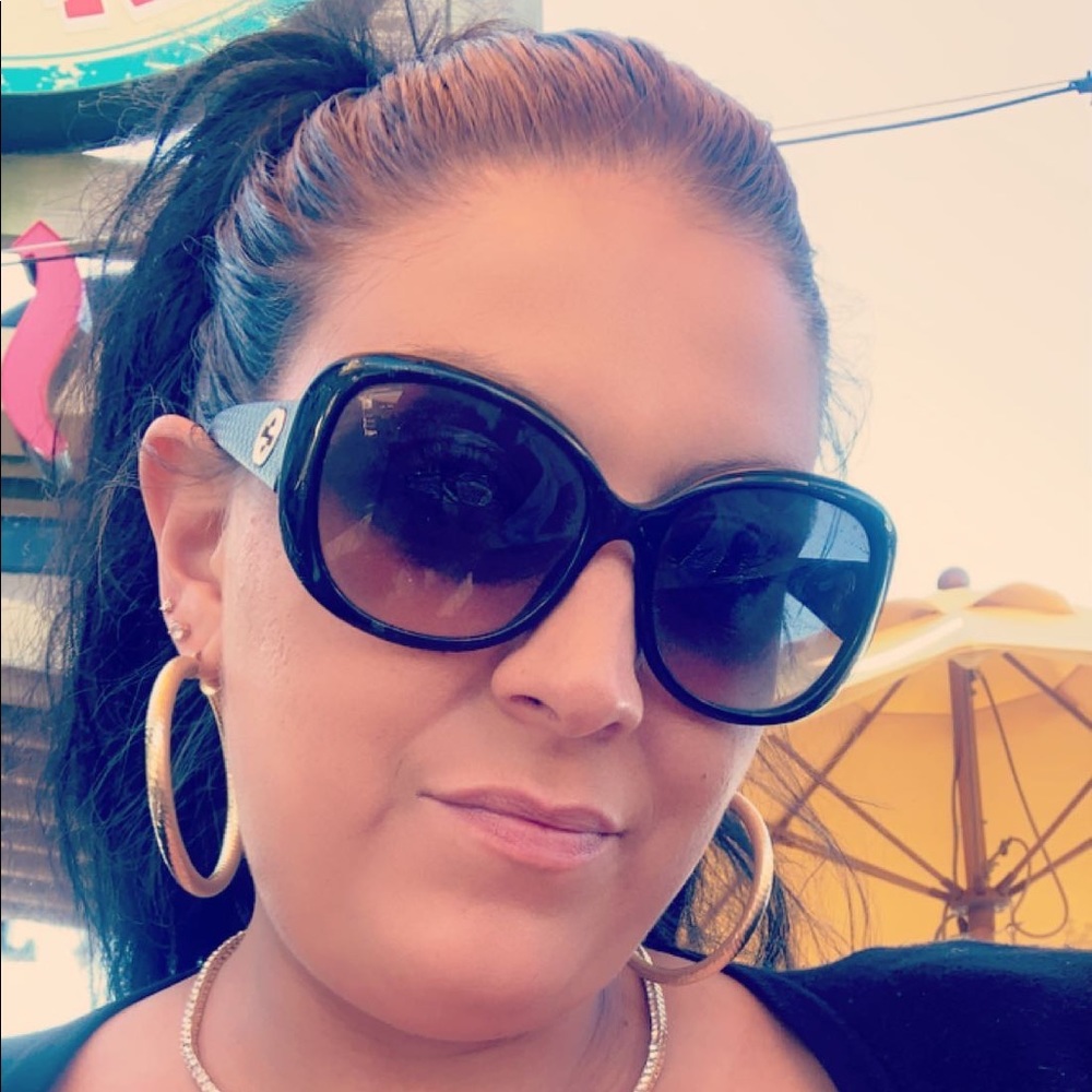 Gucci sunglasses black